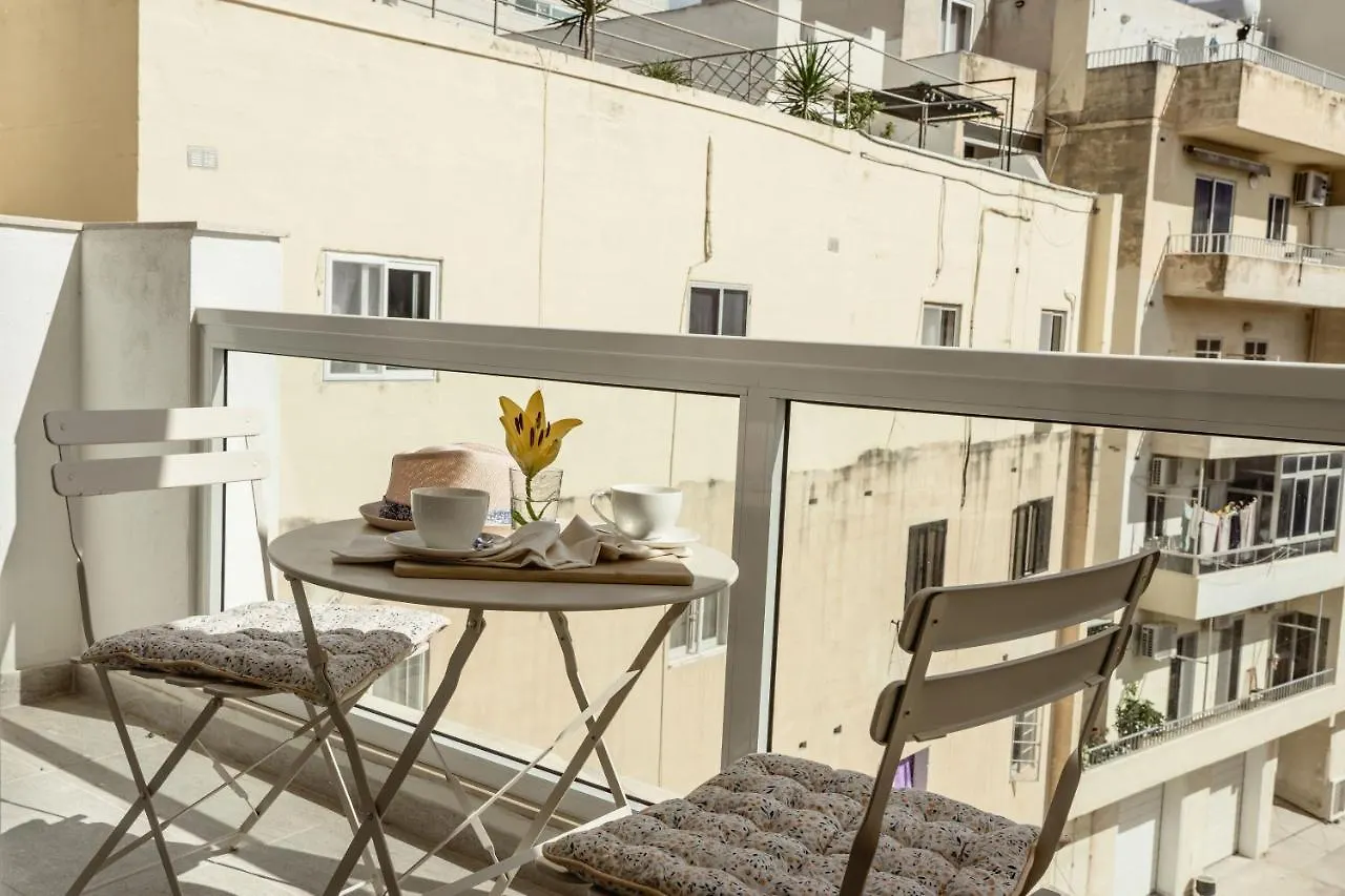 Apartment 2Bed Sliema Apt - Walk To Beaches & Valletta Malta