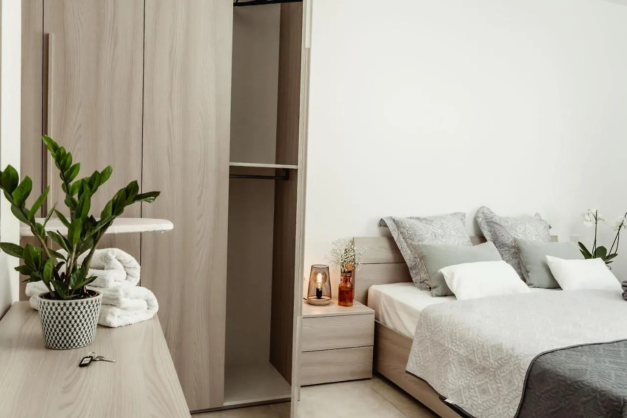 2Bed Sliema Apt - Walk To Beaches & Valletta 0*,  Malta