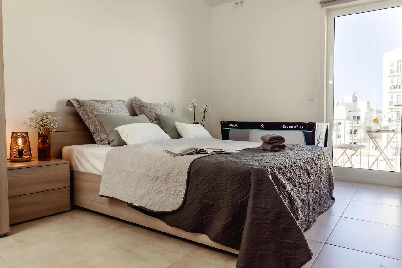 Apartment 2Bed Sliema Apt - Walk To Beaches & Valletta