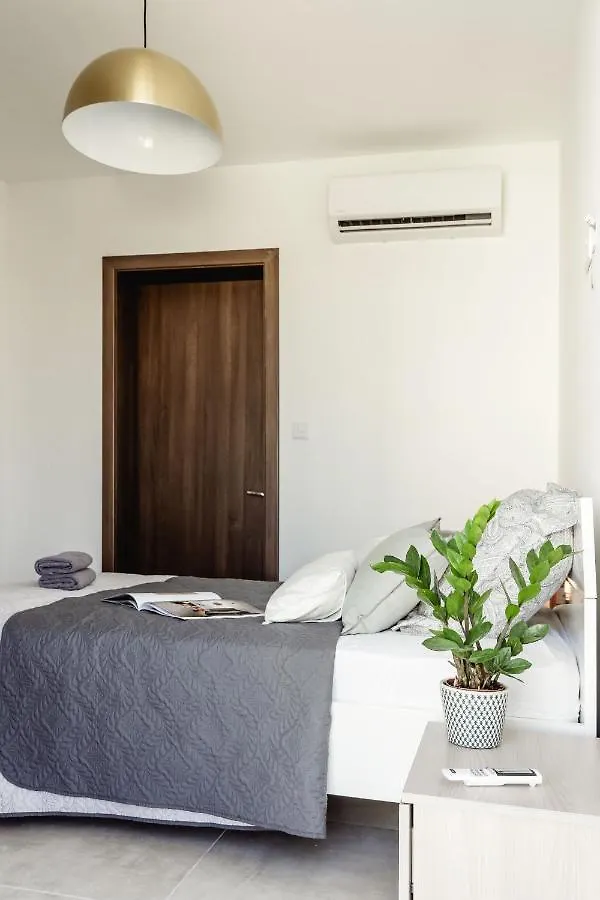 2Bed Sliema Apt - Walk To Beaches & Valletta