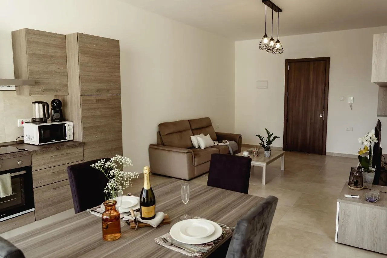 2Bed Sliema Apt - Walk To Beaches & Valletta 0*,